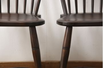 中古　美品　松本民芸家具　フープバックの背もたれがおしゃれな#72型・リーチチェア2脚セット(ダイニングチェア、ウィンザーチェア、ウインザーチェア)(R-057148)