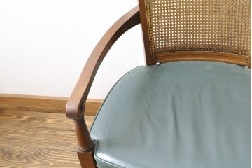 中古　DREXEL HERITAGE(ドレクセルヘリテイジ)　FRANCESCA(フランチェスカ)シリーズ　J917　合皮座面の優雅なアームチェア2脚セット(ダイニングチェア、椅子)(2脚定価　約44万円)(R-057149)
