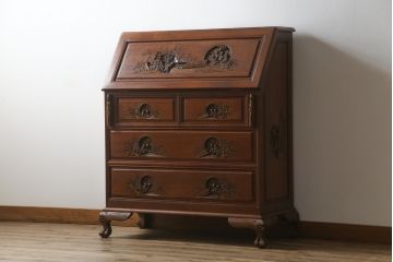 ビンテージ家具　オリエンタルなデザインが目を引くライティングビューロー(引き出し、チェスト、在宅用、在宅ワーク用デスク)(R-057155)