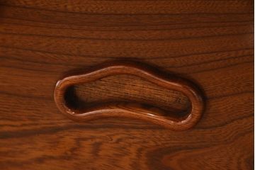 中古　美品　上手物　総ケヤキ(欅)材　上質な和の空間づくりに取り入れたい関西火鉢(囲炉裏、長火鉢、ローテーブル)(R-057183)
