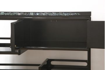 中古　美品　高級民芸家具　華やかな孔雀の螺鈿(らでん)細工が目を引く飾り棚(定価約90万円)(収納棚、戸棚、茶棚)(R-057188)