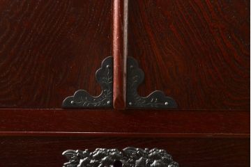 中古　美品　ケヤキ(欅)材・中桐　落ち着いた品のある佇まいが魅力的な国産民芸箪笥(和箪笥、衣装箪笥、収納箪笥、引き出し、チェスト)(R-057189)
