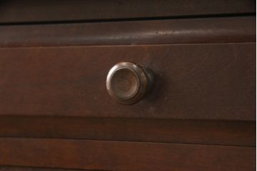 中古　北海道民芸家具　天板付きリメイク　木のあたたかみを感じるサイドボード(収納棚、リビングボード、キャビネット)(R-057202)