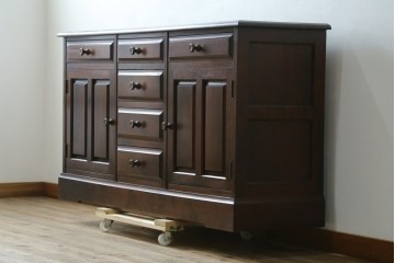中古　北海道民芸家具　木のあたたかみを感じるサイドボード　(R-057202)