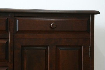 中古　北海道民芸家具　木のあたたかみを感じるサイドボード　(R-057202)