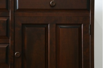 中古　北海道民芸家具　木のあたたかみを感じるサイドボード　(R-057202)