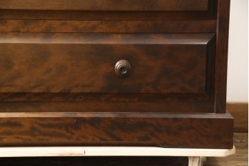 中古　北海道民芸家具　上品な佇まいが魅力的なチェスト(整理タンス、収納タンス、衣装タンス、引き出し)(R-057203)