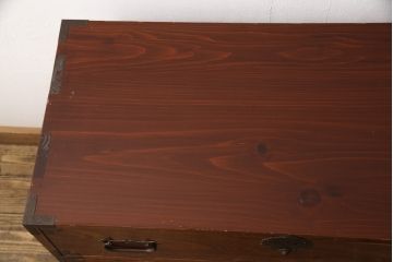 和製アンティーク　美品　前面ケヤキ(欅)材　漆の綺麗な庄内箪笥ローボード(ローチェスト、引き出し、衣装タンス、和箪笥)(R-057206)