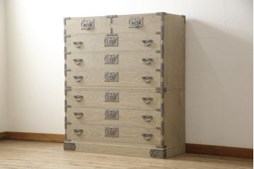 中古　美品　民芸家具　東樹義明作　洗練された佇まいが美しい総桐箪笥(加茂箪笥、桐たんす、引き出し、衣装タンス、和箪笥)(R-057207)