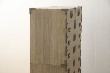 中古　美品　民芸家具　東樹義明作　洗練された佇まいが美しい総桐箪笥(加茂箪笥、桐たんす、引き出し、衣装タンス、和箪笥)(R-057207)