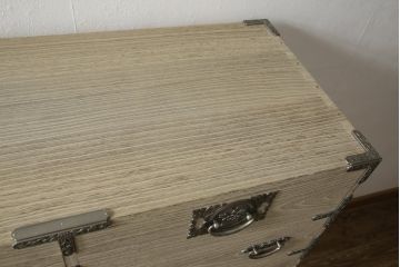 中古　美品　民芸家具　東樹義明作　洗練された佇まいが美しい総桐箪笥(加茂箪笥、桐たんす、引き出し、衣装タンス、和箪笥)(R-057207)