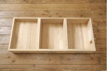 中古　美品　収納力抜群!上品な佇まいが魅力的な加茂桐箪笥(桐たんす、衣装箪笥、着物箪笥、和タンス)(R-057209)