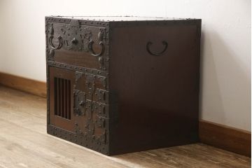 和製アンティーク　歴史を感じさせる佇まいが目を引く総桐船箪笥(帳箱、和箪笥、時代箪笥、桐たんす、小物収納)(R-057211)