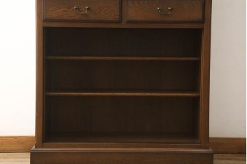 中古　美品　北海道旭川 近藤工芸　Solid Furniture OAK (ソリッドファニチャー オーク)　オーク材　品のあるデザインが魅力的なキャビネット(戸棚、収納棚、食器棚、カップボード)(R-057213)
