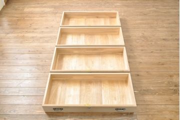 中古　国産　手造り　凛とした佇まいが魅力的な総桐箪笥(胴丸、桐たんす、収納箪笥、衣装タンス、和タンス)(R-057243)