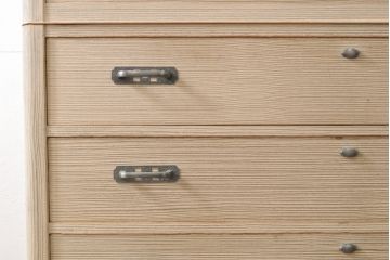 中古　国産　手造り　凛とした佇まいが魅力的な総桐箪笥(胴丸、桐たんす、収納箪笥、衣装タンス、和タンス)(R-057243)