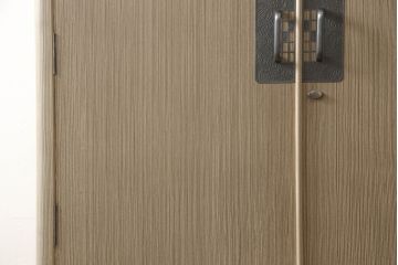 中古　美品　国産手造り家具　凛とした佇まいが魅力的な総桐箪笥(胴丸、桐たんす、収納箪笥、衣装タンス、和タンス、バラ売り可能)(R-057244)