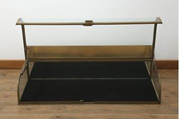 フランスアンティーク　激レアデザイン!　真鍮枠　ディスプレイにおすすめ!背面鏡張りのRガラス卓上ショーケース(ガラスケース、陳列棚、店舗什器、曲げガラス)(R-057258)