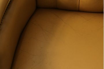 中古　SILIK(シリック)　本革と細やかな彫刻が高級感あふれるデスクチェア(定価約90万円)(アームチェア)(R-057259)