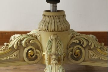 中古　SILIK(シリック)　本革と細やかな彫刻が高級感あふれるデスクチェア(定価約90万円)(アームチェア)(R-057259)