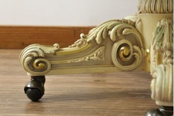 中古　SILIK(シリック)　本革と細やかな彫刻が高級感あふれるデスクチェア(定価約90万円)(アームチェア)(R-057259)
