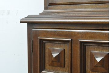 中古　美品　DREXEL HERITAGE(ドレクセルヘリテイジ)　エスペラント　クラシカルな佇まいが魅力のキャビネット(定価約120万円)(カップボード、食器棚、飾り棚、戸棚)(R-057261)