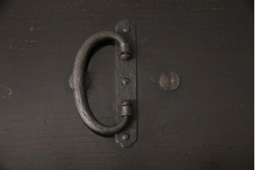 アンティーク家具　古民具・骨董　総ケヤキ(欅)材　江戸　重厚な佇まいが魅力の佐渡船箪笥(舟箪笥、掛硯型、懸硯型、小引き出し、小物収納)(R-057290)