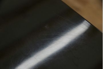 中古　美品　総漆塗り　螺鈿(らでん)細工　上質な和の空間づくりに取り入れたい飾り棚(戸棚、収納棚、茶棚)(R-057292)