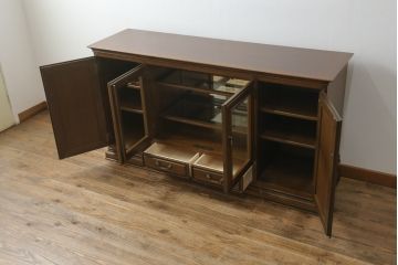 中古　マルニ　地中海ロイヤル(ROYAL)　クラシカルな雰囲気を醸し出すサイドボード(定価約45万円)(キャビネット、収納棚、戸棚、飾り棚)(R-057298)