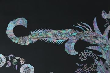 中古　民芸家具　オーバル型　豪華絢爛な螺鈿細工の座卓(定価約67万円)(ローテーブル、センターテーブル)(R-057300)