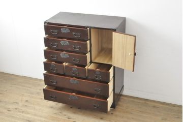 中古　美品　ケヤキ(欅)材・中桐　落ち着いた品のある佇まいが魅力的な国産民芸箪笥(和箪笥、衣装箪笥、収納箪笥、引き出し、チェスト)(R-057301)