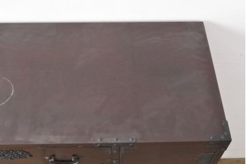 中古　美品　ケヤキ(欅)材・中桐　落ち着いた品のある佇まいが魅力的な国産民芸箪笥(和箪笥、衣装箪笥、収納箪笥、引き出し、チェスト)(R-057301)