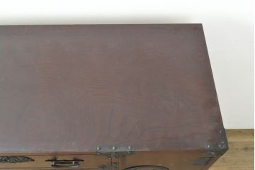 中古　美品　ケヤキ(欅)材・中桐　落ち着いた品のある佇まいが魅力的な国産民芸箪笥(和箪笥、衣装箪笥、収納箪笥、引き出し、チェスト)(R-057303)