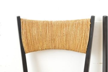 和製ビンテージ　ジャンク品　グラツキ有り　しっかりと編み込まれたラッシがポイント!スタイリッシュなラッシチェア2脚セット(椅子、イス、ヴィンテージ)(R-057305)