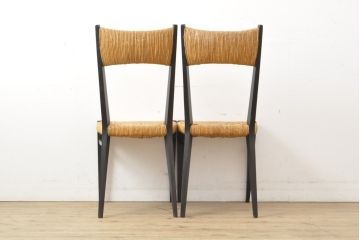 和製ビンテージ　ジャンク品　グラツキ有り　しっかりと編み込まれたラッシがポイント!スタイリッシュなラッシチェア2脚セット(椅子、イス、ヴィンテージ)(R-057307)