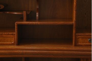 中古　前面ケヤキ材　なかなかお目にかかれない特大サイズの2段重ね茶箪笥(茶棚、食器棚、収納棚、キャビネット、戸棚)(定価約120万円)(R-057313)