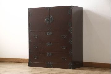 中古　美品　ケヤキ(欅)材・中桐　落ち着いた品のある佇まいが魅力的な国産民芸箪笥(和箪笥、衣装箪笥、収納箪笥、引き出し、チェスト)(R-057316)