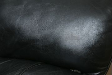北欧ビンテージ　スウェーデン　G-Mobel社　高級感のある佇まいが魅力的な本革ラウンジチェア+オットマンのセット(一人掛けソファ、1人掛け、アームチェア、レザー、ヴィンテージ)(R-057333)