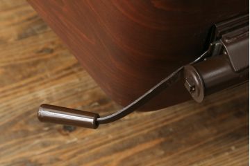 北欧ビンテージ　スウェーデン　G-Mobel社　高級感のある佇まいが魅力的な本革ラウンジチェア+オットマンのセット(一人掛けソファ、1人掛け、アームチェア、レザー、ヴィンテージ)(R-057333)
