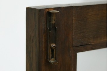 イギリスアンティーク　オーク材　クラシカルな雰囲気を醸し出すステンドグラスブックケース　(R-057344)