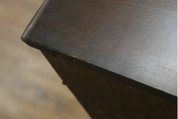 イギリスアンティーク　オーク材　クラシカルな雰囲気を醸し出すステンドグラスブックケース　(R-057344)