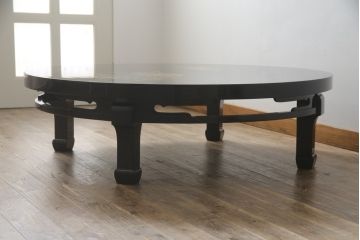 中古　美品　伝統工芸輪島塗　高海堂　天板下のデザインが特徴的な丸座卓(定価約180万円)(ちゃぶ台、テーブル、ローテーブル、ラウンドテーブル)(R-057352)