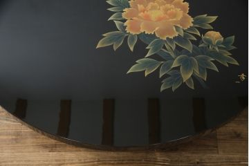 中古　美品　伝統工芸輪島塗　高海堂　天板下のデザインが特徴的な丸座卓(定価約180万円)(ちゃぶ台、テーブル、ローテーブル、ラウンドテーブル)(R-057352)