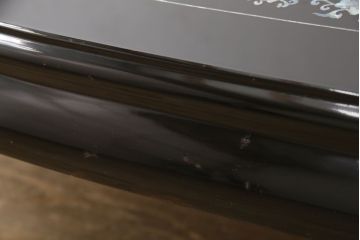 中古　民芸家具　オーバル型　豪華絢爛な螺鈿細工の座卓(定価約67万円)(ローテーブル、センターテーブル)(R-057356)