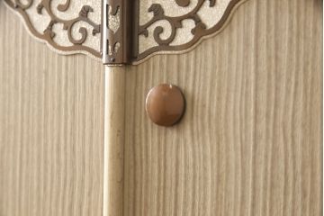  中古　伝統工芸士　橋政男作　葵桐の金具が上品な加茂桐箪笥(胴丸、桐たんす、衣装箪笥、着物箪笥、和タンス、和服タンス、引き出し)(R-057358)