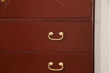 中古　最高級品　松創　秋草図　朱漆塗り　繊細な螺鈿細工が目を引く総桐箪笥(定価推定350万円以上)(衣装タンス、着物箪笥、桐たんす)(R-057380)