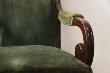 フランスアンティーク　マホガニー材　優雅な佇まいが魅力的なキャスター付きアームチェア(椅子、イス)(R-057384)