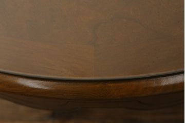 アメリカビンテージ　ガラス天板付き　凝った脚のデザインが目を引くセンターテーブル(ローテーブル、ラウンドテーブル、ヴィンテージ)(R-057394)