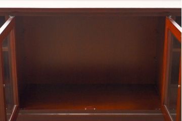 中古　神戸洋家具　メープル不二屋　高級感あふれるデザインが魅力的なサイドボード(定価約48万円)(収納棚、飾り棚、戸棚)(R-057402)