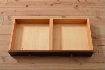 中古　神戸洋家具　メープル不二屋　高級感あふれるデザインが魅力的なサイドボード(定価約48万円)(収納棚、飾り棚、戸棚)(R-057402)